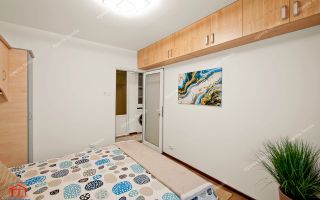 De închiriat apartament 3 camere, Micro 21 - Poză 4