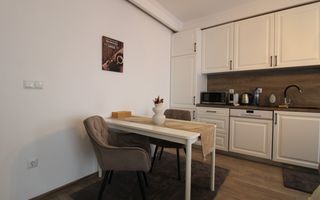 Torontal, 2 camere, centrala proprie - Poză 4