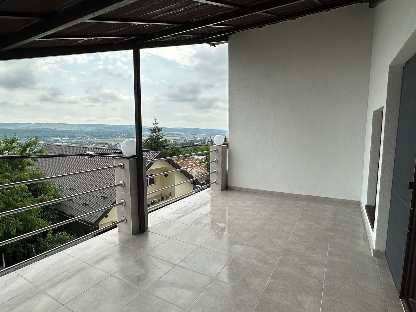 Vilă tip duplex, modernizată 2023,  teren 913 mp, zona Cartier; - Poză 5