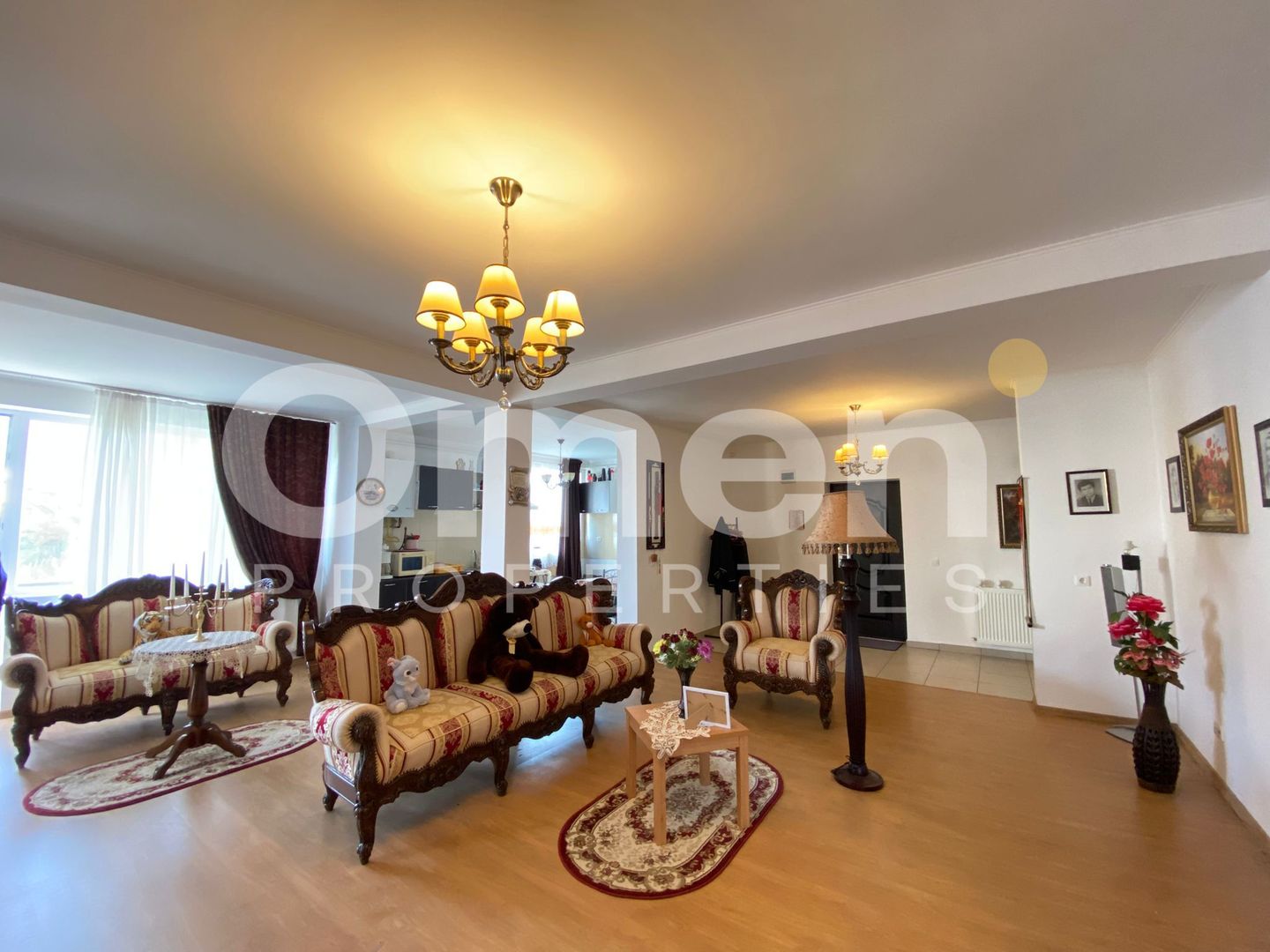 Apartament cu 3 camere, situat la etaj intermediar, bloc nou, zona Salciei - Poză 1