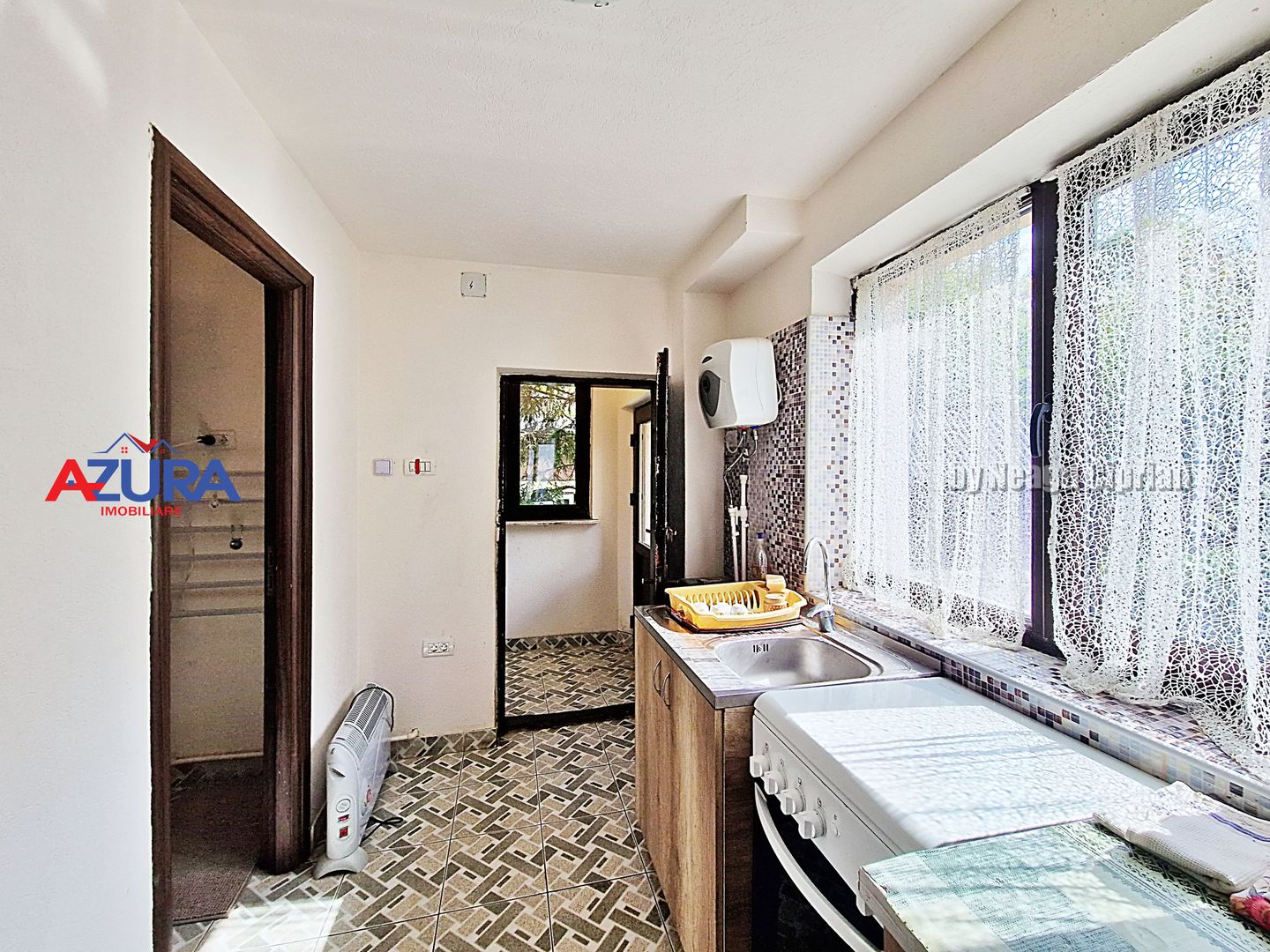 AZURA Imobiliare - Vila la 5 km de Curtea de Arges - Poză 3