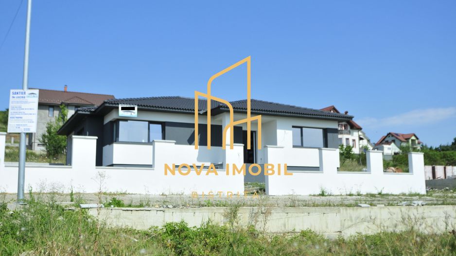 Case la cheie in Viisoara cu o panorama superba - Poză 1