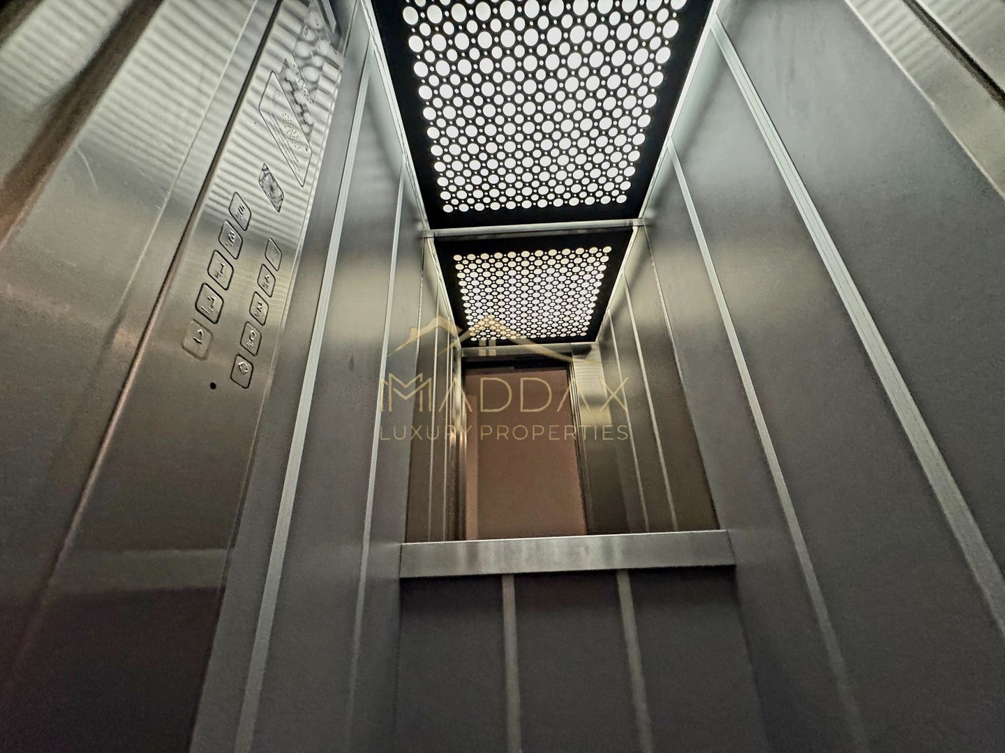 Apartament Elegant de Închiriat – 5 Camere/ 3 Băi, *Arcul de Triumf* - Poză 51