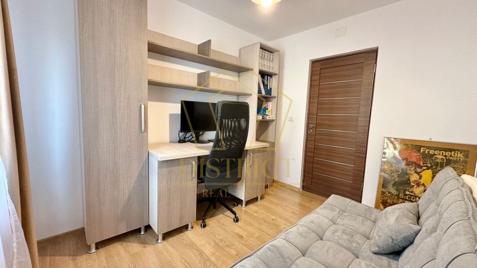 Duplex cu 4 camere si dressing mobilat in Giroc zona Planetelor la asfalt. - Poză 21