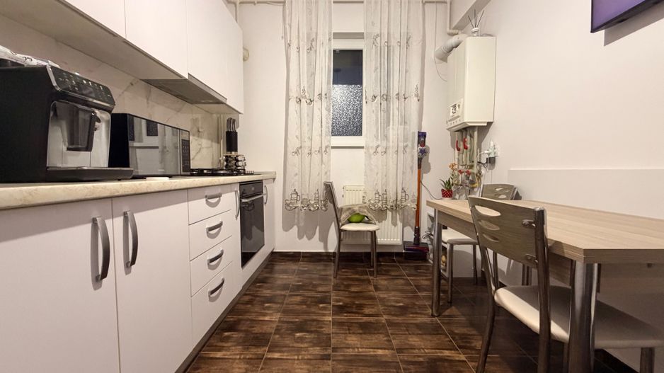 APARTAMENT 2 CAMERE | LOC DE PARCARE | MOBILAT/UTILAT COMPLET - Poză 8