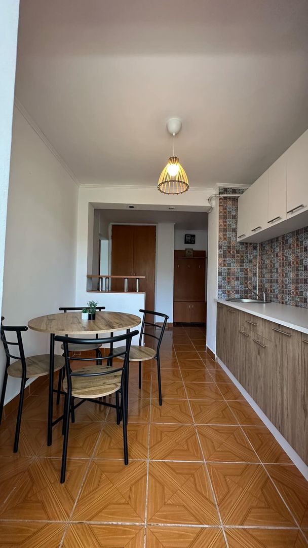 Închiriere apartament, proaspăt renovat și mobilat, Centru Buftea - Poză 5