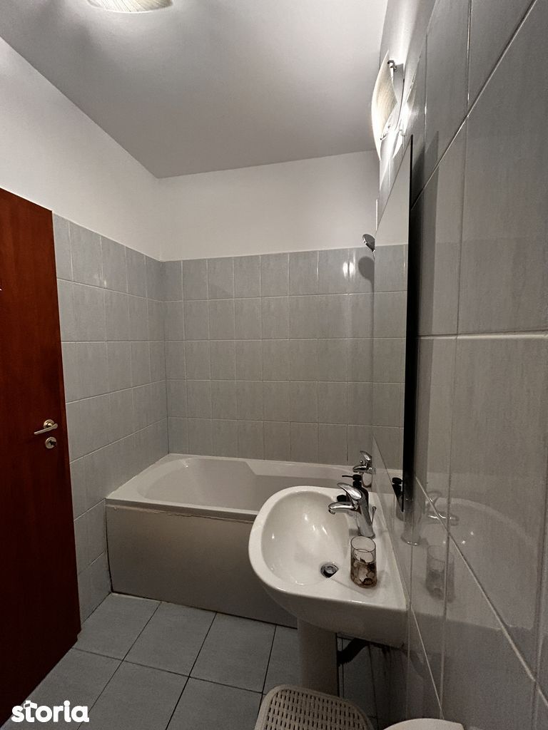 Apartament cu 2 camere Titan, parcare inclusa, Complex Rasarit de Soare - Poză 3
