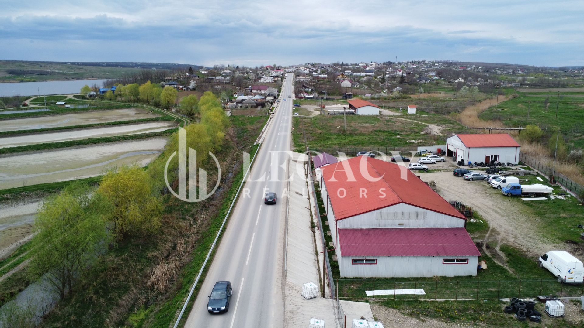 VÂNZARE - HALE DEPOZITARE/PRODUCȚIE/SERVICE AUTO ȘI TEREN - SULIȚA - Poză 2