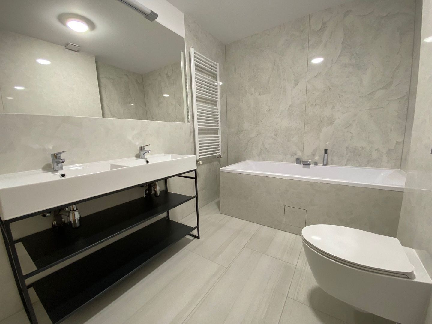 Apartament bloc nou 3 camere - parcare subterana - Poză 13