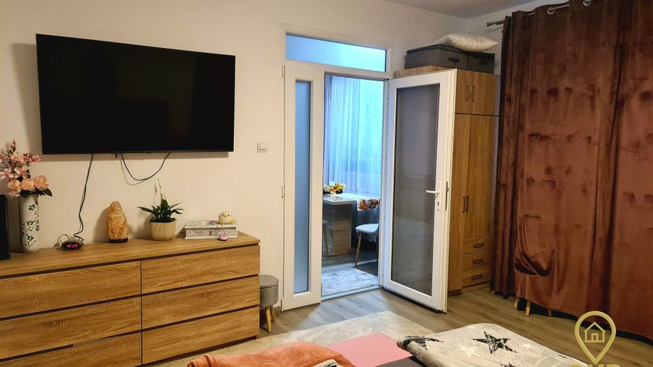 Casă cu 5 camere,  S+P+Mansarda-zona centrală Oradea(Strada Primariei) - Poză 5