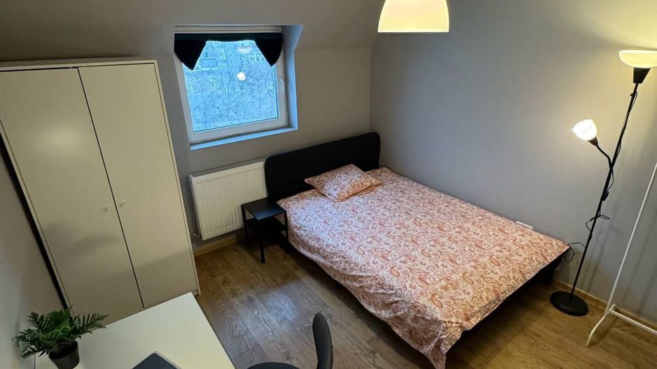 Room for rent | Bills included | Erasmus | Romana | Ateneu - Poză 6