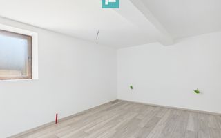 Casă renovată cu 3 camere în Battonya - Poză 7