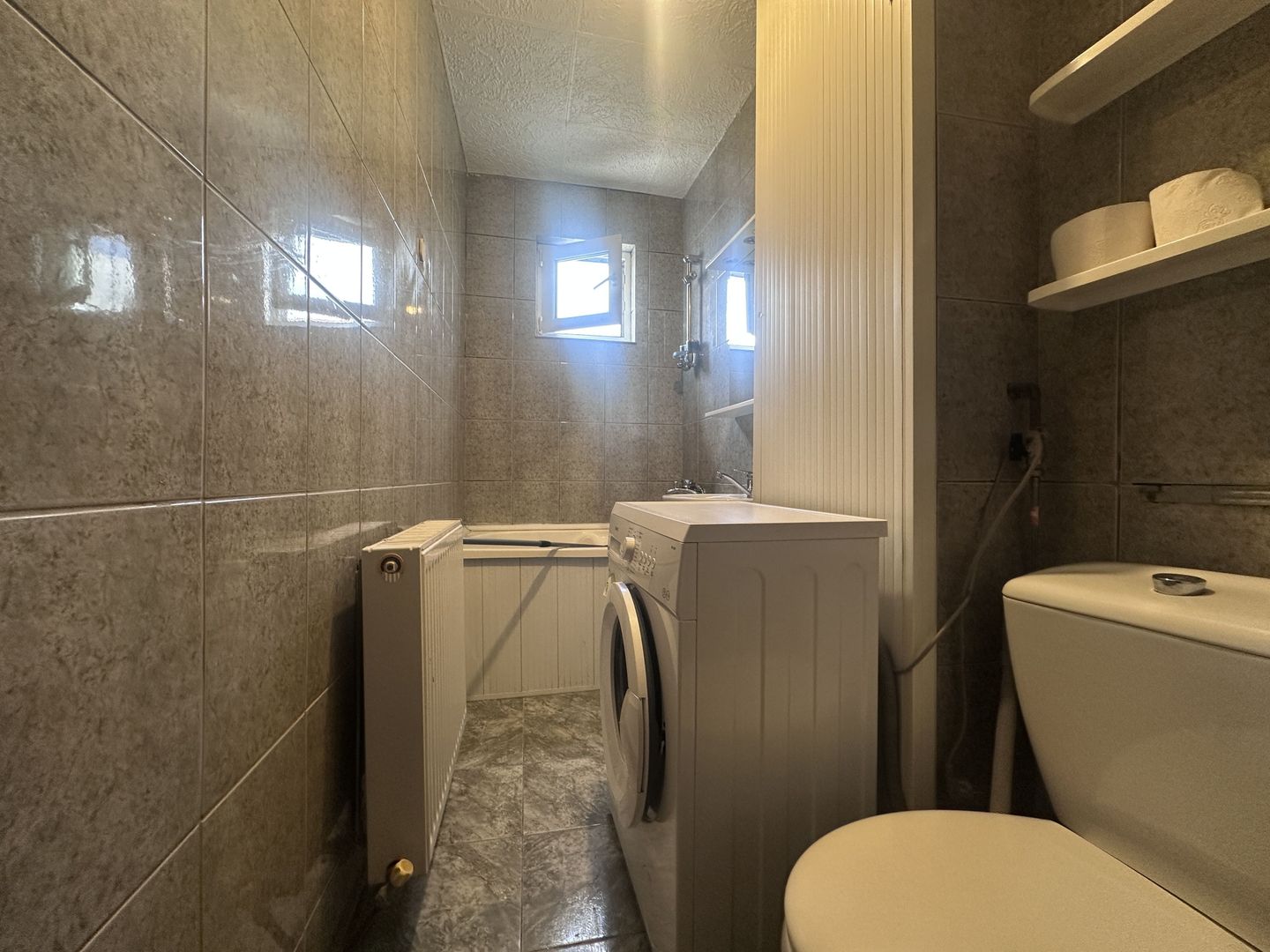 Curat si luminos! Se inchiriaza apartament cu 2 camere -Targoviste-M11 - Poză 8