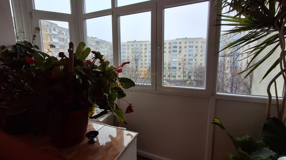 Apartament 4 camere, etaj 4/10, stradal Sos.Berceni, Sector 4 - Poză 17