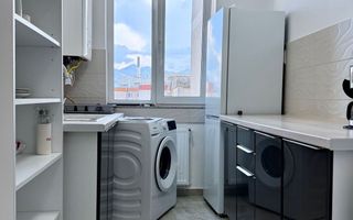 Apartament 2 camere complet renovat Bd. Vlahuță, panoramă spre Tâmpa - Poză 8