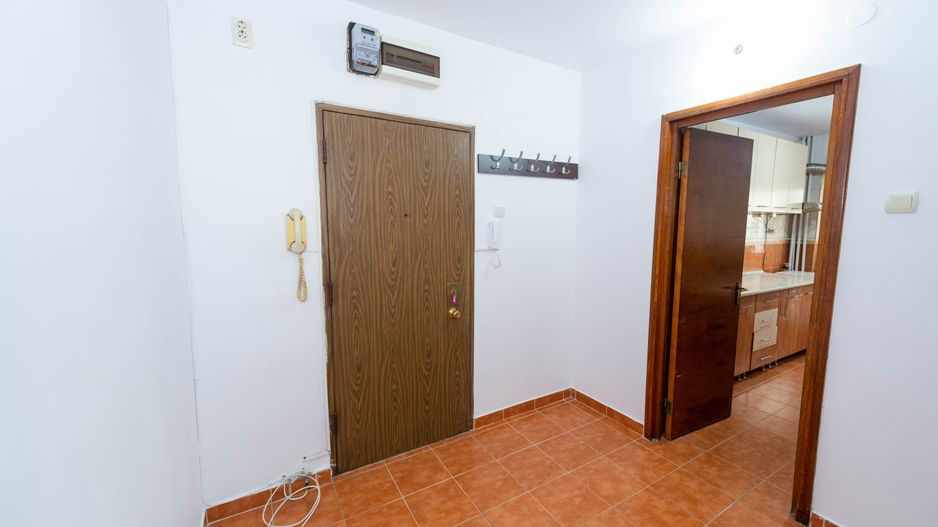 Apartament 3 camere decomandat, 88 mp, an 1982, Piata 1 Mai, Victoriei - Poză 20
