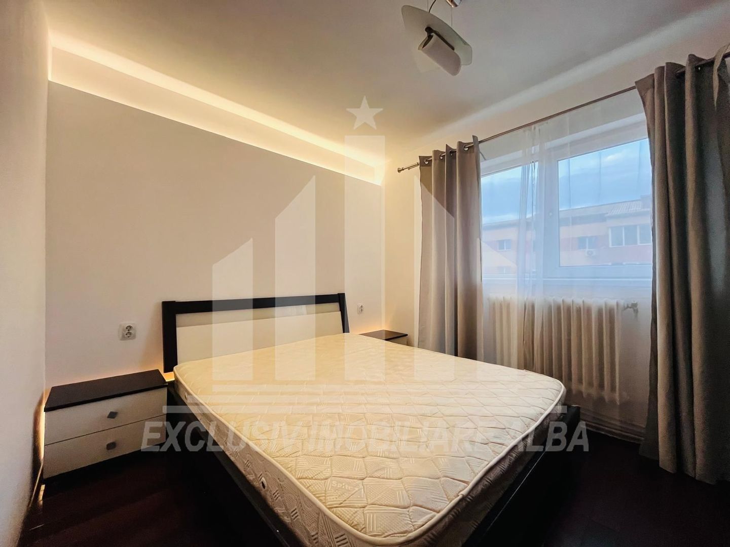 Apartament cu 3 camere, etaj intermediar, Cetate-Mercur - Poză 5