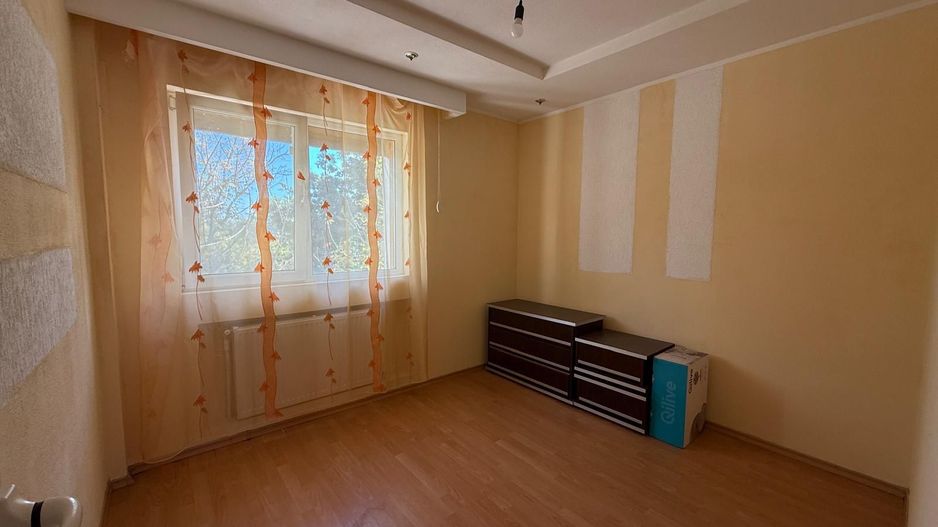 Apartament decomandat - 3 Camere - Mazepa 1 - 74.900 Euro - Poză 3