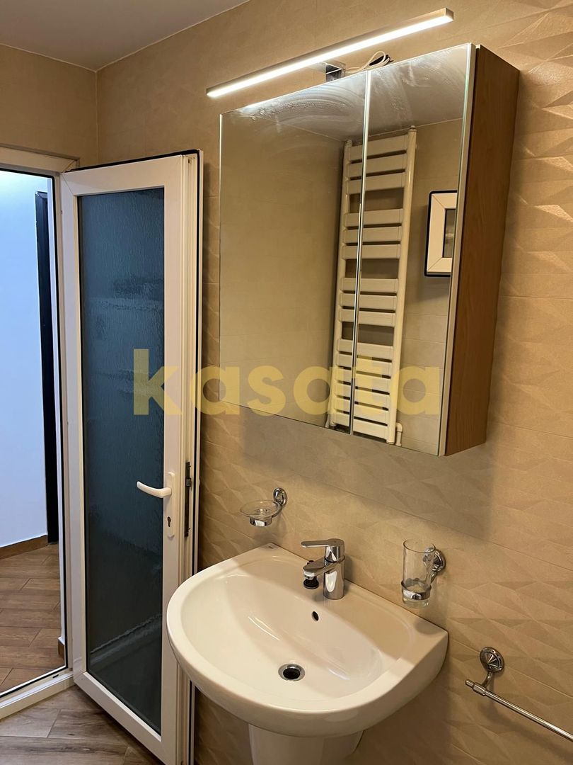 Apartament spațios 3 camere de închiriat – confort și luminozitate - Poză 19