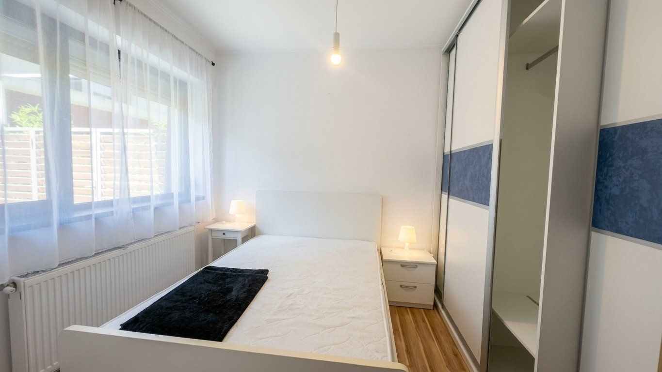 Apartament 3 camere cu grădină proprie – Domenii, Str. Sandu Aldea - Poză 2