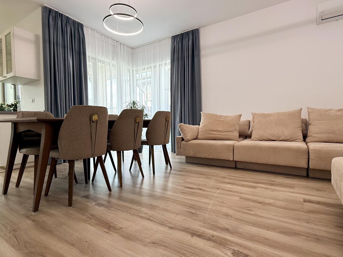 Nature&Comfort**4 Room Villa Corbeanca**Commission 0% - Poză 10