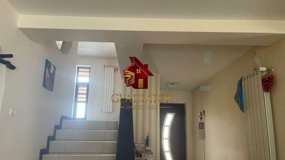 Vila Visan cu acces rapid si dinspre Hlincea, model deosebit, nu rata - Poză 9