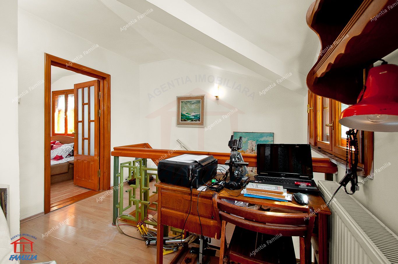 Vila cocheta, situata in centrul istoric al orasului - Poză 13