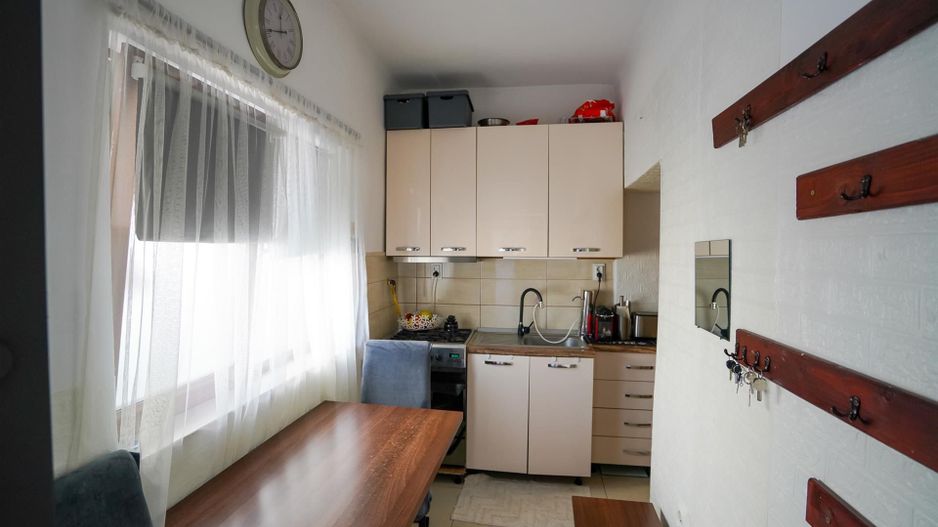 Casa cu 3 camere Cantemir - Poză 11