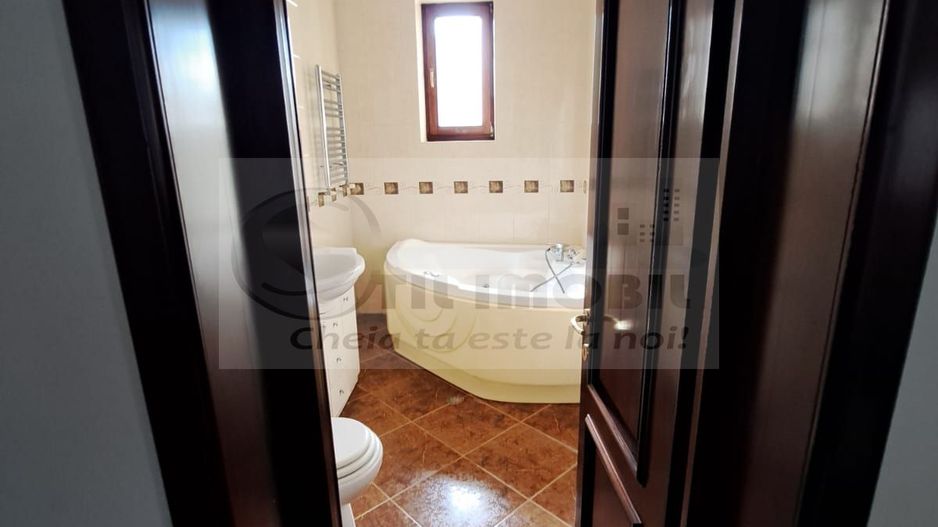 Casa/Vila de Inchiriat COPOU - 3000 euro - Poză 24