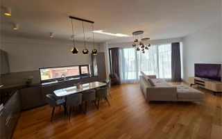 Penthouse 4 camere LUX, vedere parc Cazzavillan, 2 locuri parcare - Poză 1