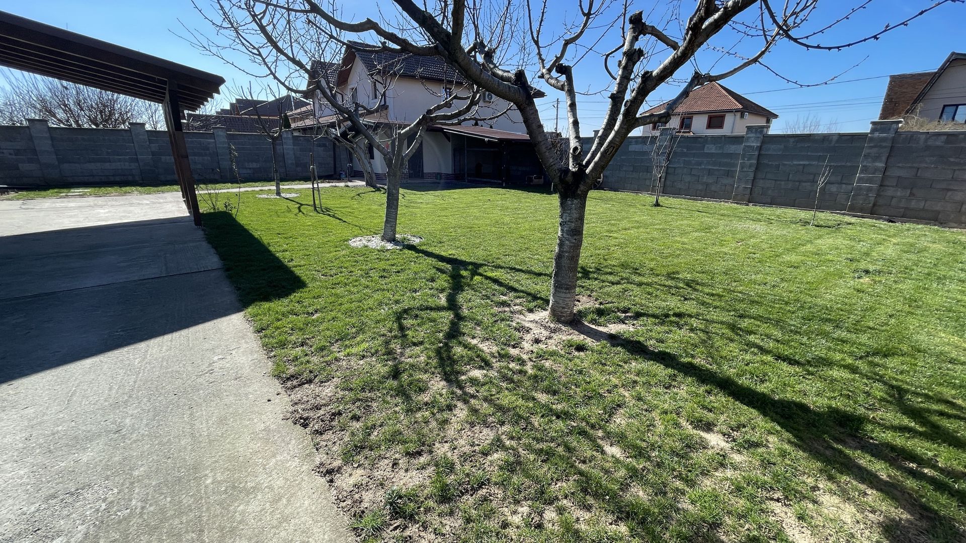 Duplex in Dumbravita cu teren generos - Poză 2