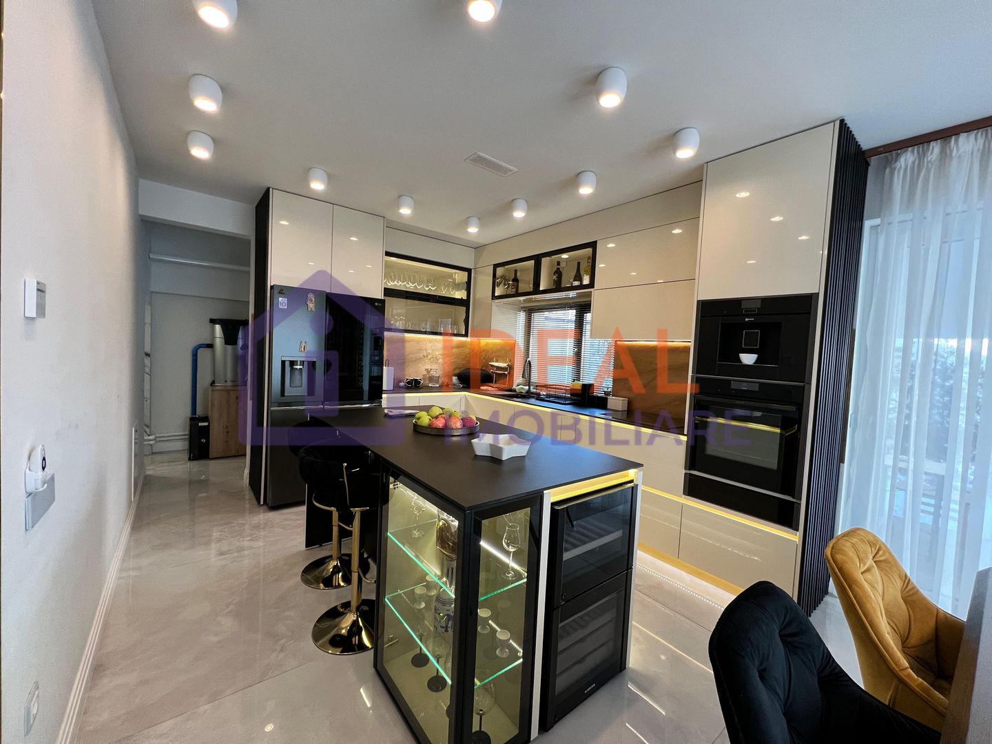 Casa Individuala Moderna Ultrafinisata, in Selimbar - Poză 4