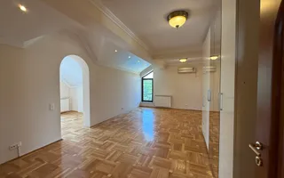 Vila 9 camere cu piscina si teren de 1.000 mp - Poză 29
