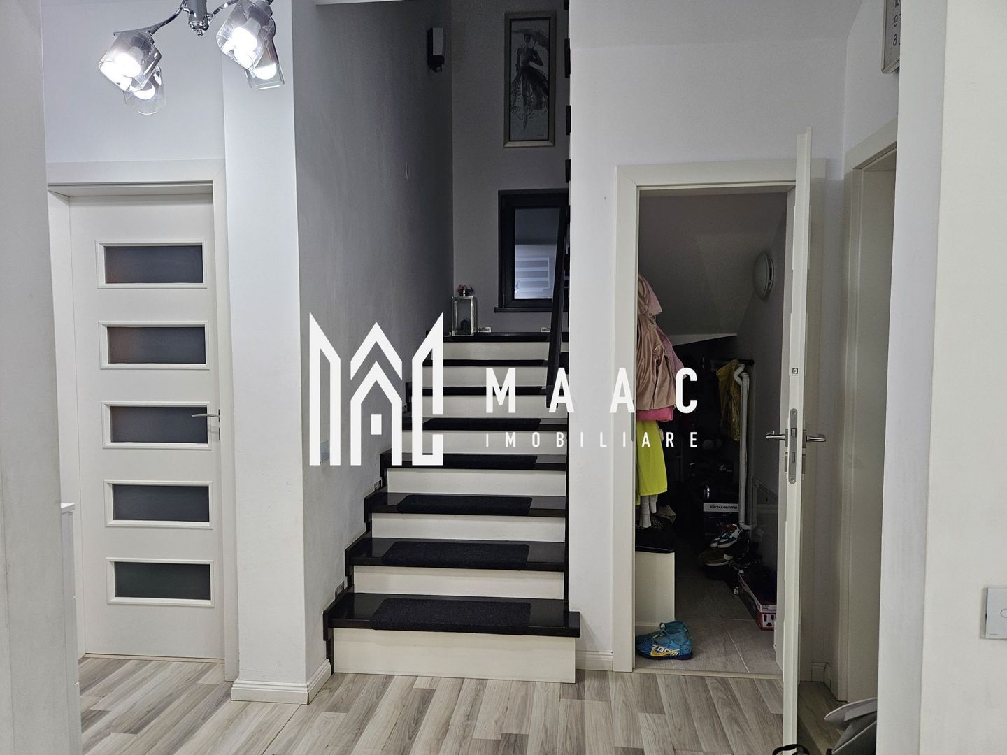 Casa superba | Selimbar Sibiu | 210 MPU - Poză 6