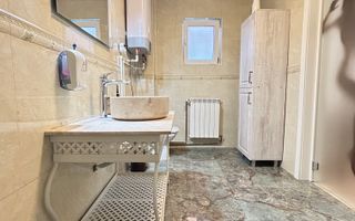 Pensiune Casa Eva Statiunea 2 Mai - 12 camere - teren 600 mp - Poză 14