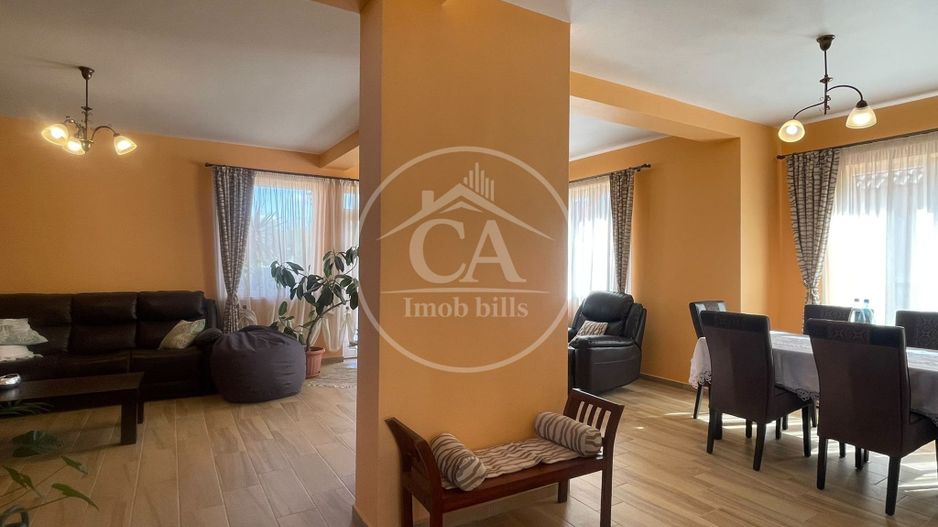 Casa de vanzare cu 4 camere in Oșorhei, Bihor - Poză 3