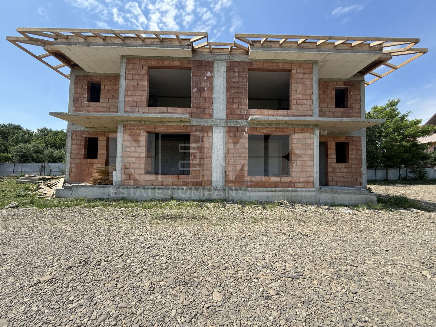 Duplex | 135 MP utili | 1,5 ari teren | 145.000 Euro - Poză 2