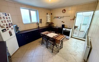 Casa langa Spitalul de Neuro-Acces auto-4 dormitoare-Foisor-Libera - Poză 2