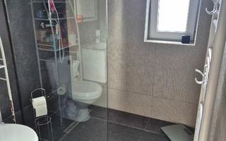 Duplex modern complet mobilat și utilat, curte amenajată - DUMBRAVITA - Poză 10