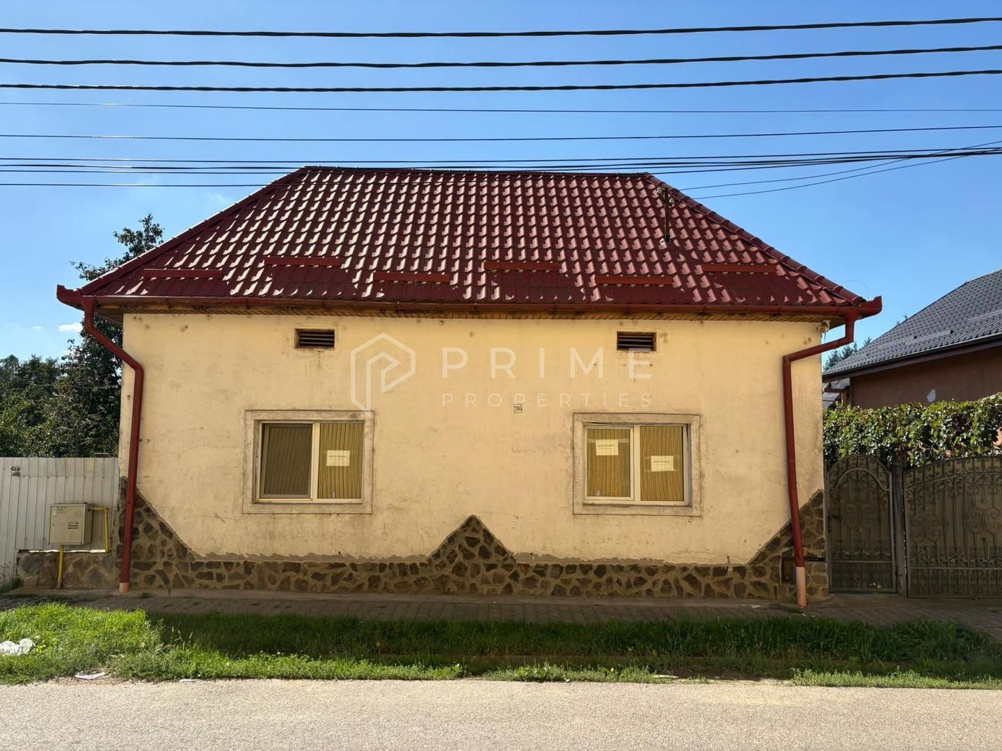 Casă familială pe un teren generos de 1.400 m² – Cristesti - Poză 8