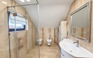 Sibiu – Calea Poplăcii - Eleganță, spațiu și acel „wow” pe care nu-l găsești des - Poză 11