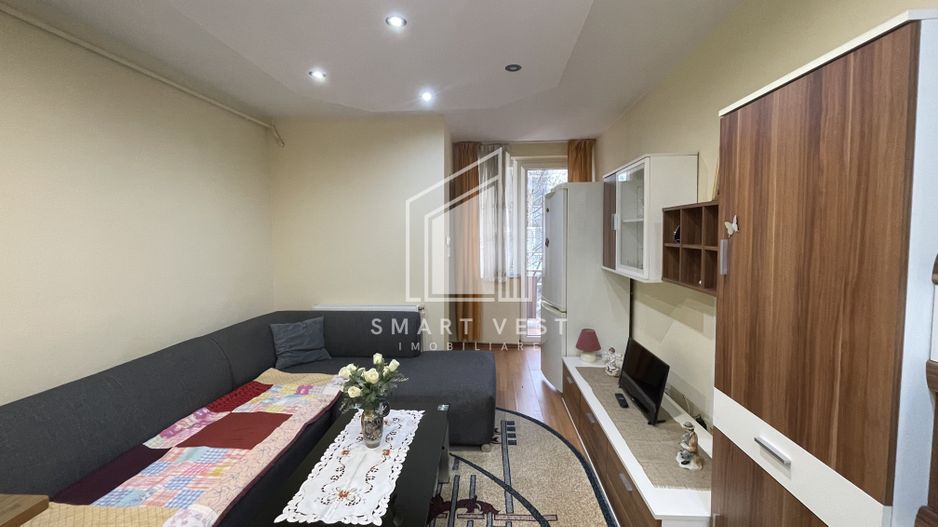 Garsoniera de vanzare | Zona Micro 17 - Poză 1