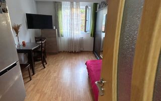 Garsonieră de vânzare | Sibiu, Vasile Aaron | baie cu geam - Poză 4