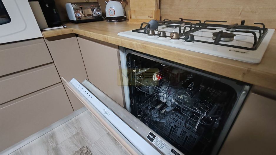 Duplex-4 camere - Mobilat Modern-Capăt Cug-Valea Adâncă! - Poză 8