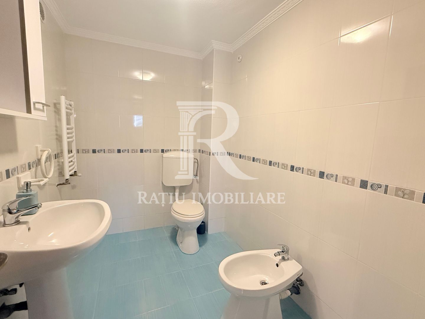 Casă spațioasă de închiriat | 4 dormitoare | Sânmartin - Poză 11