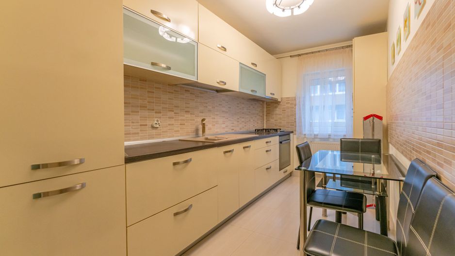 Apartament Mobilat si Utilat cu Loc de Parcare - Poză 8
