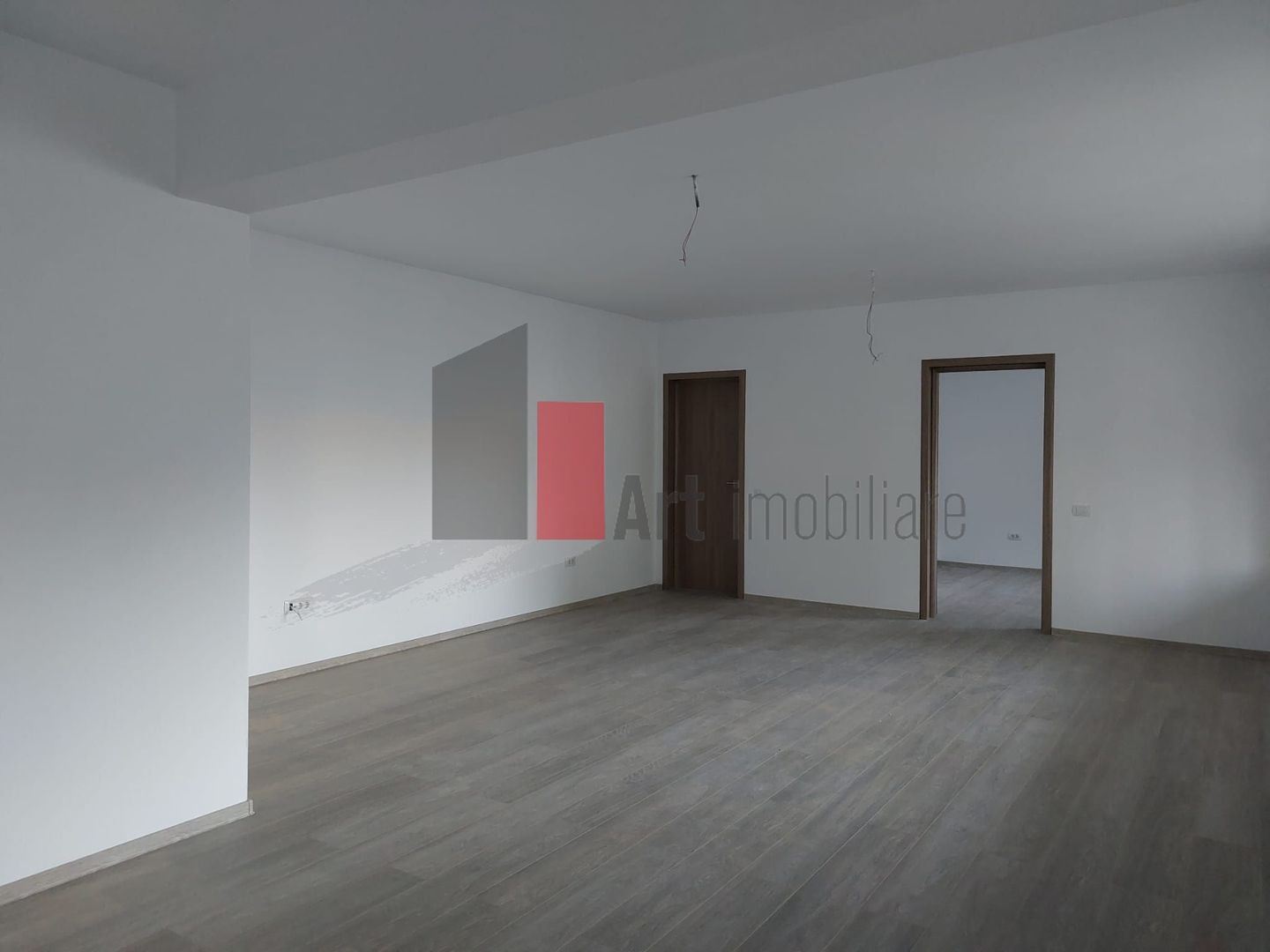 Spatiul "MAGRANA" , P-ta Alba Iulia, imobil 2024, TOTUL NOU, PARCARE INCLUSA - Poză 6