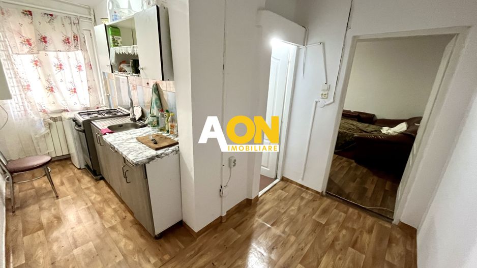 Apartament cu 2 Camere, Zona Cetate - Poză 4