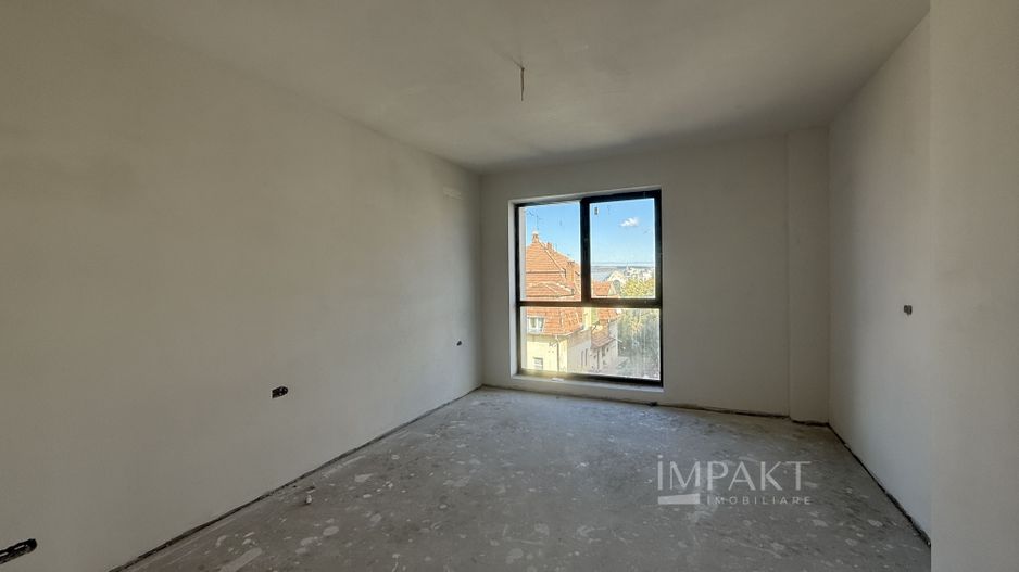 Apartament cu 3 camere 87 mp utili in zona centrala - Poză 6