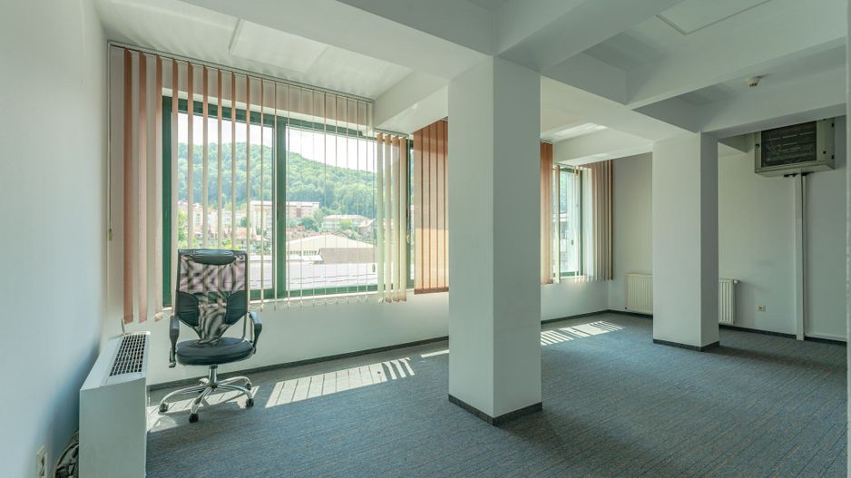 Spațiu de Birouri de Închiriat – 110 mp, Strada Nicolae Titulescu, Brașov - Poză 5